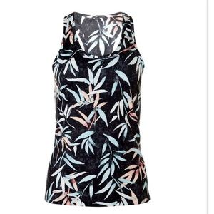 Brisas Athletic Top Size XL